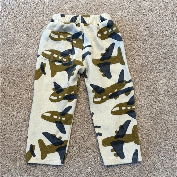 Zara Kids Airplane Print Matching Set - Olive and Black - Picture 9 of 10